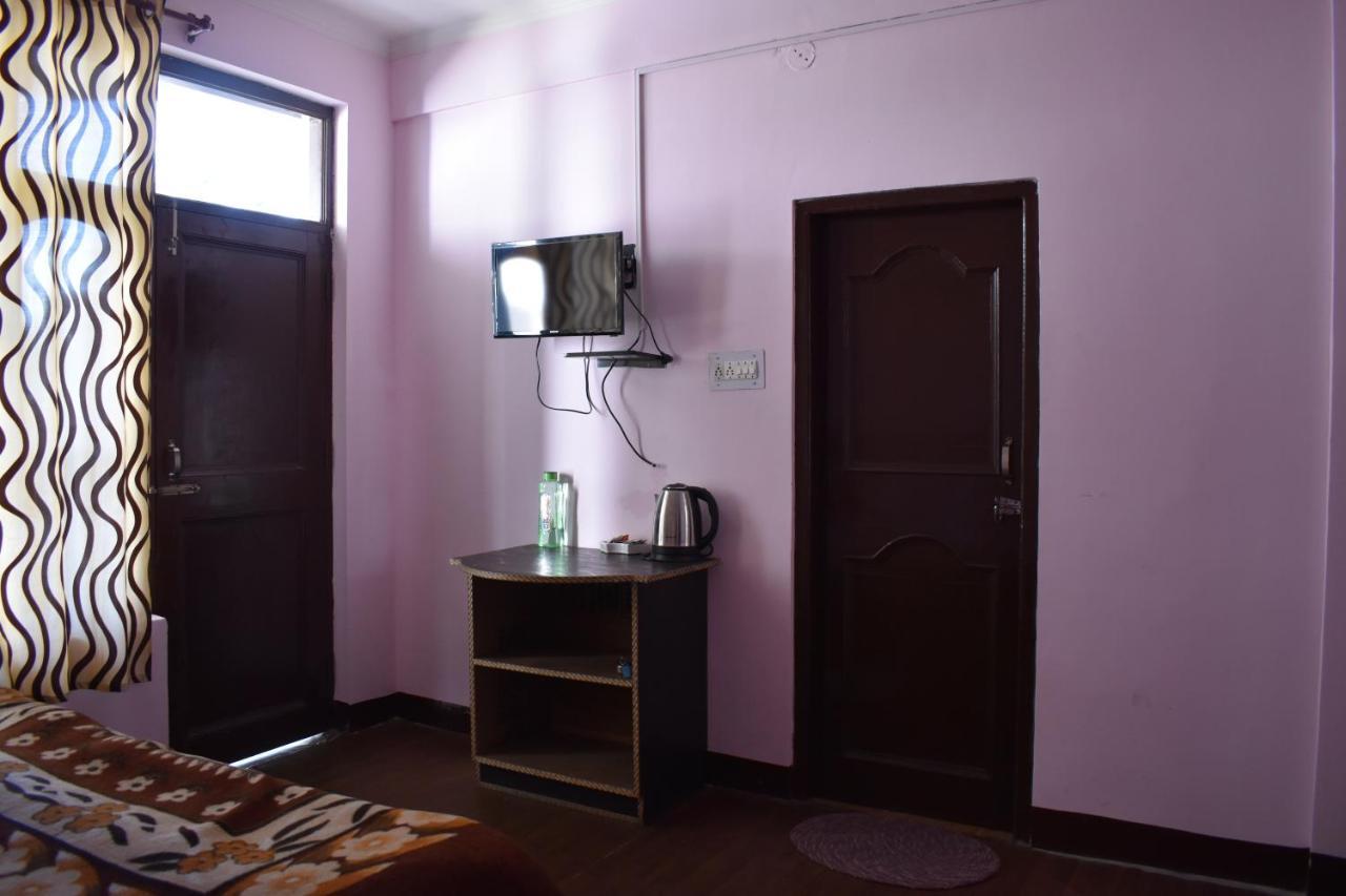 Hostel Who Needs Map Mcleodganj McLeod Ganj Bagian luar foto