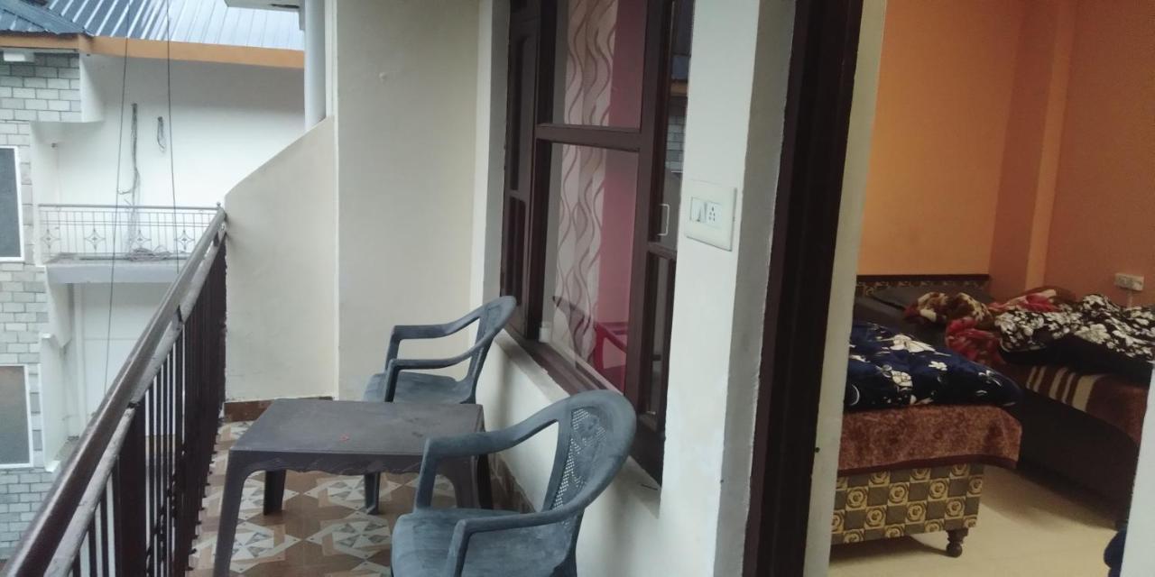 Hostel Who Needs Map Mcleodganj McLeod Ganj Bagian luar foto